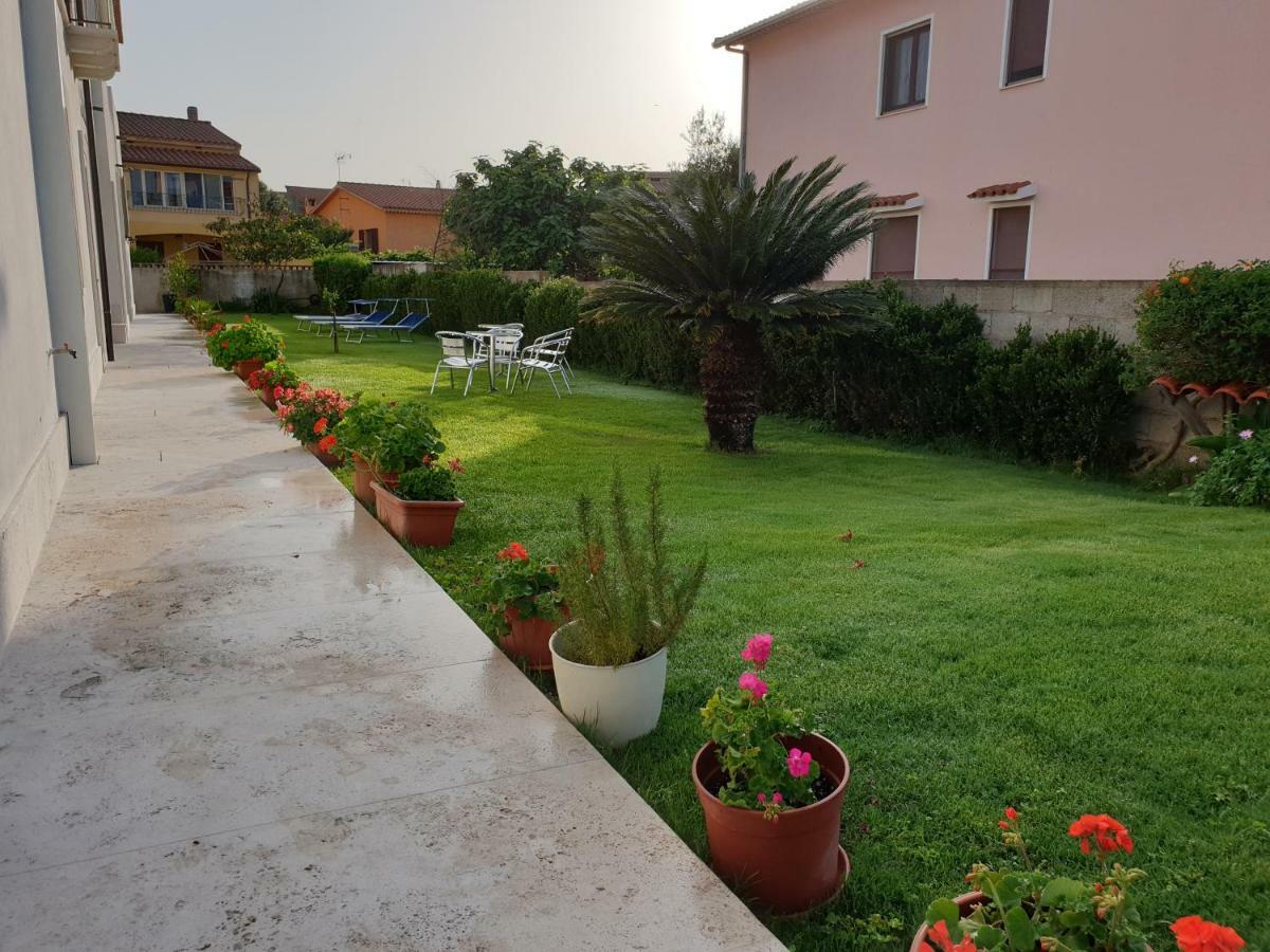 Villa Alberta Hotel Pula Exteriér fotografie